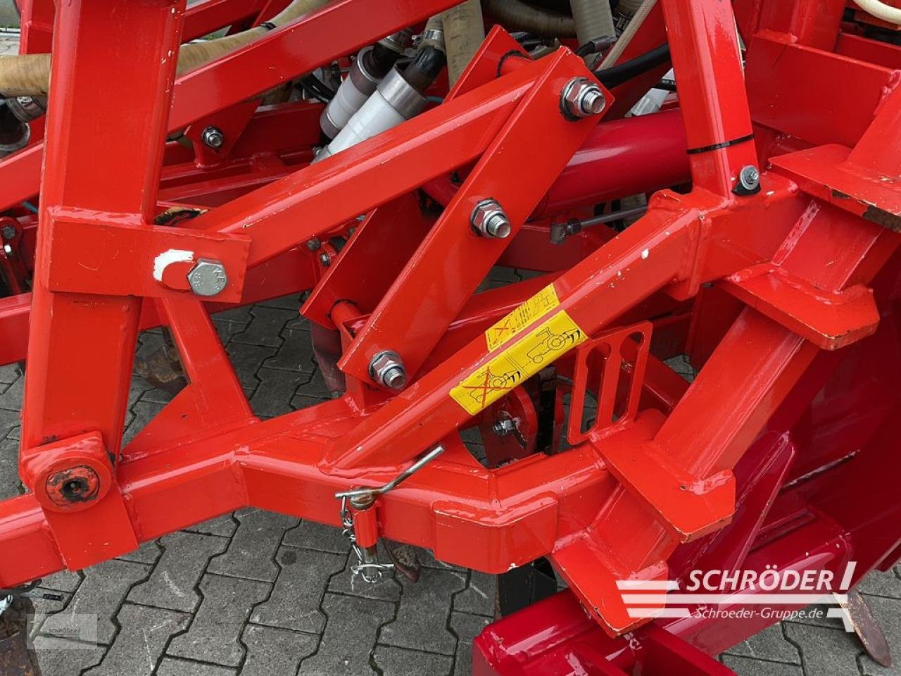 Gülleselbstfahrer of the type Evers STRIP TILL | GARANNO BI-GPS 8 R62, Gebrauchtmaschine in Wildeshausen (Picture 9)